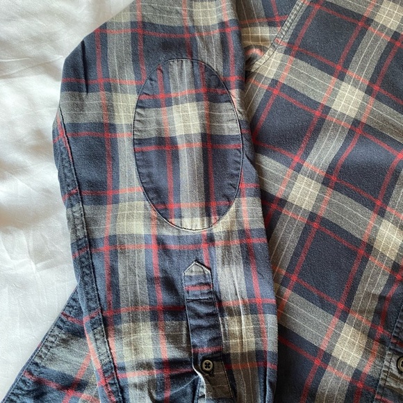 Banana Republic Men's Plaid Shirt - Navy and Red Luxe Flannel Slim Fir Size M - Picture 4 of 7